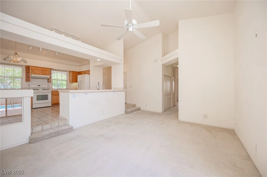 10200 Lookout Bridge, Las Vegas, NV 89183