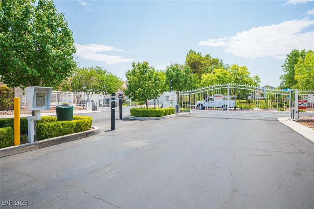 10200 Lookout Bridge, Las Vegas, NV 89183