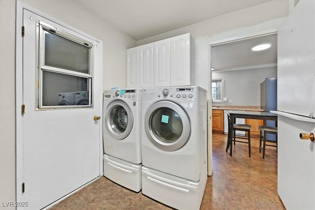 216 Lorenzi, Las Vegas, NV 89107