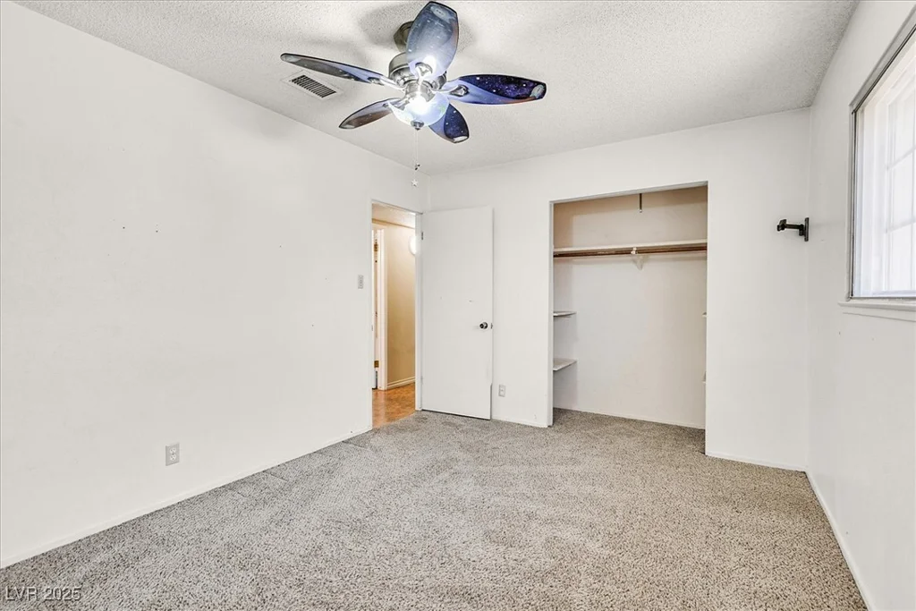 216 Lorenzi, Las Vegas, NV 89107