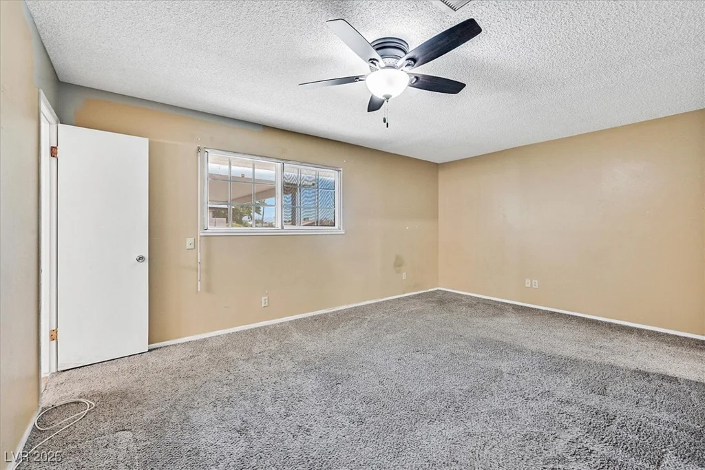 216 Lorenzi, Las Vegas, NV 89107