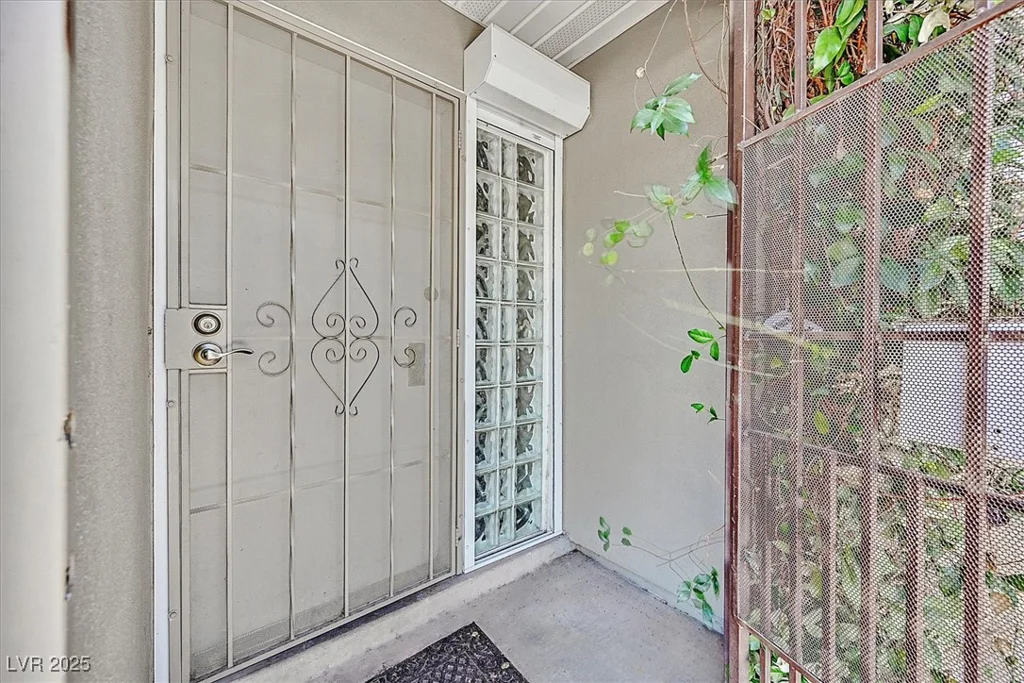 216 Lorenzi, Las Vegas, NV 89107