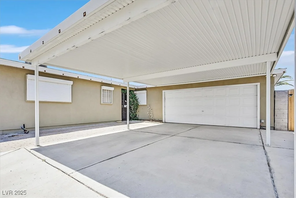 216 Lorenzi, Las Vegas, NV 89107