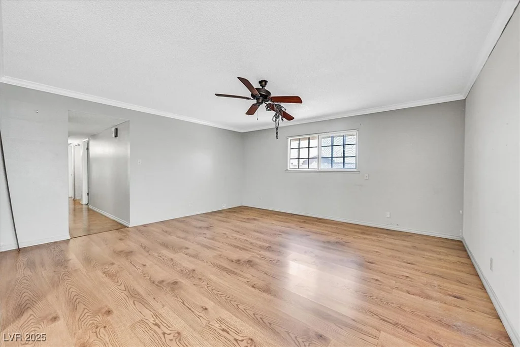 216 Lorenzi, Las Vegas, NV 89107