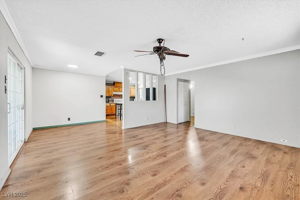 216 Lorenzi, Las Vegas, NV 89107