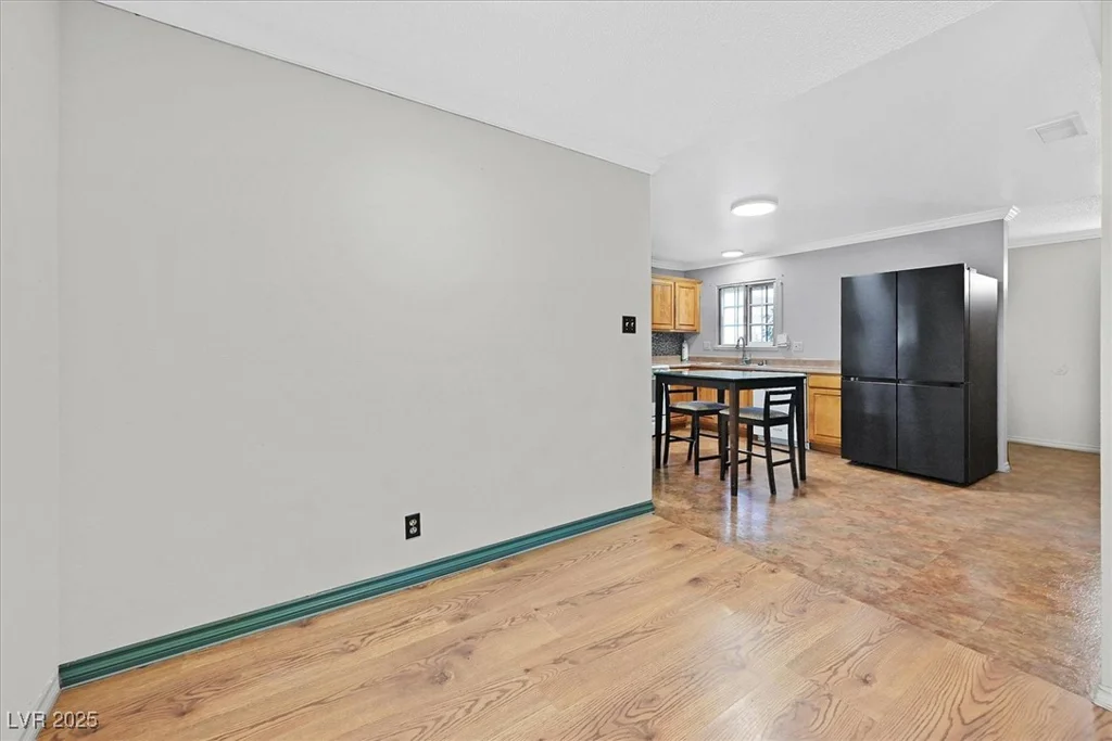 216 Lorenzi, Las Vegas, NV 89107