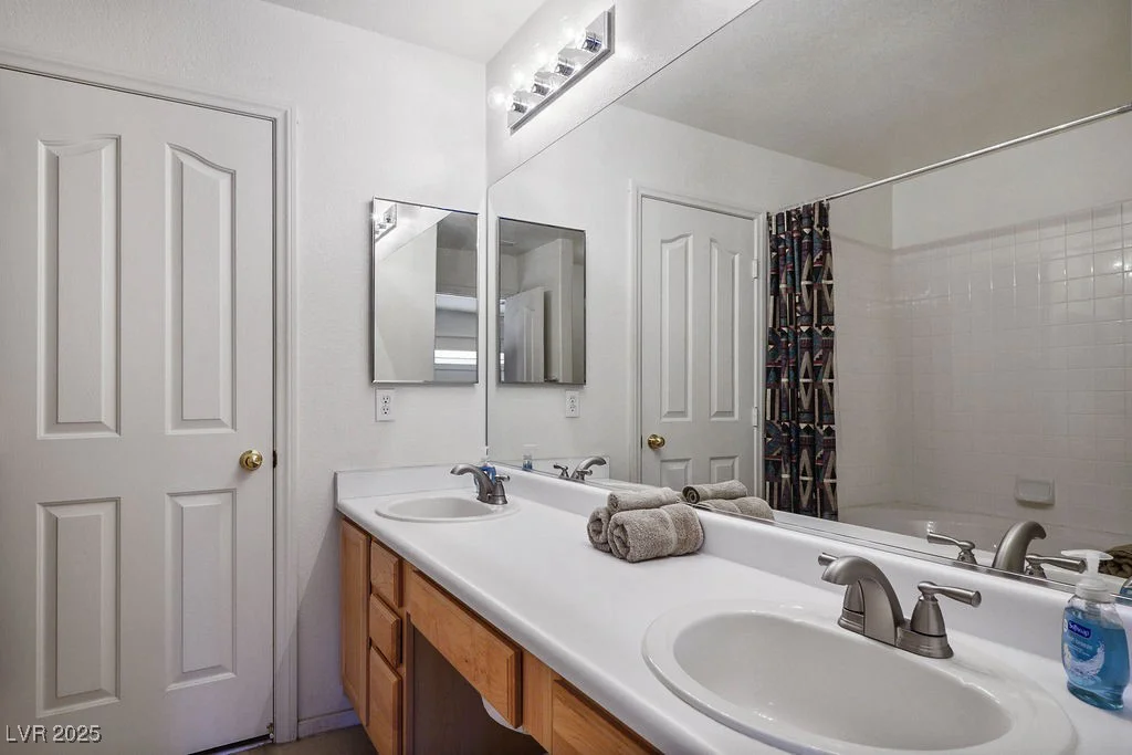 2902 Aztec Lily, Henderson, NV 89074