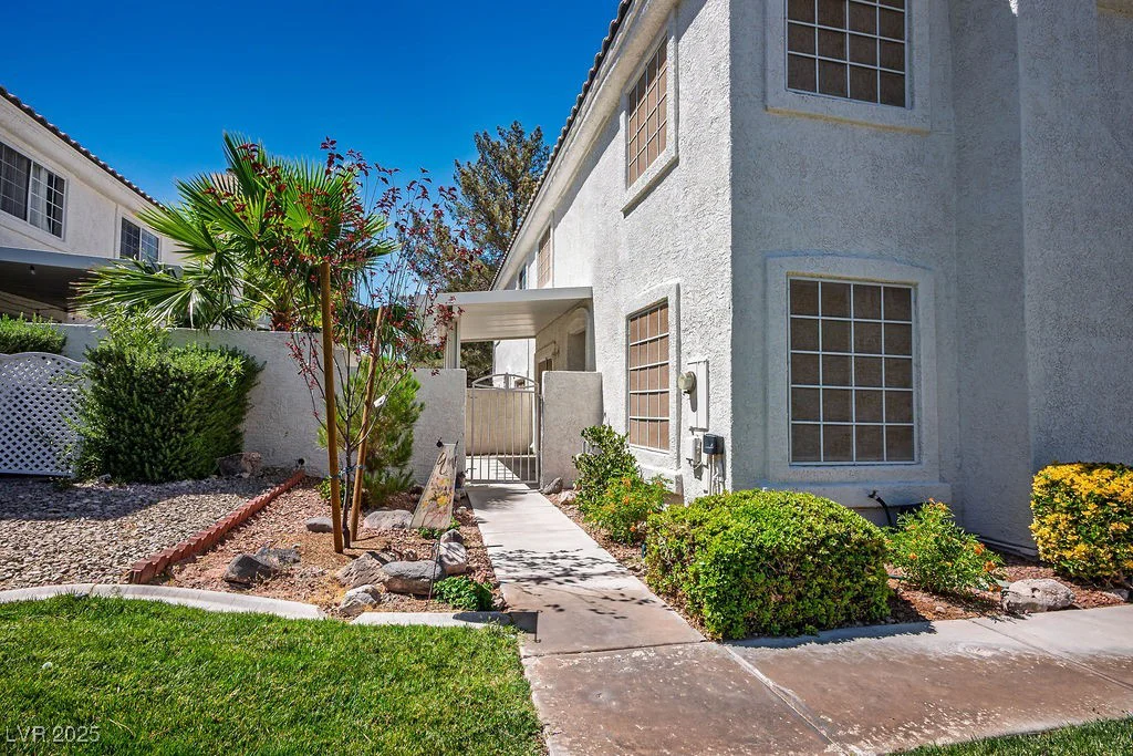 2902 Aztec Lily, Henderson, NV 89074