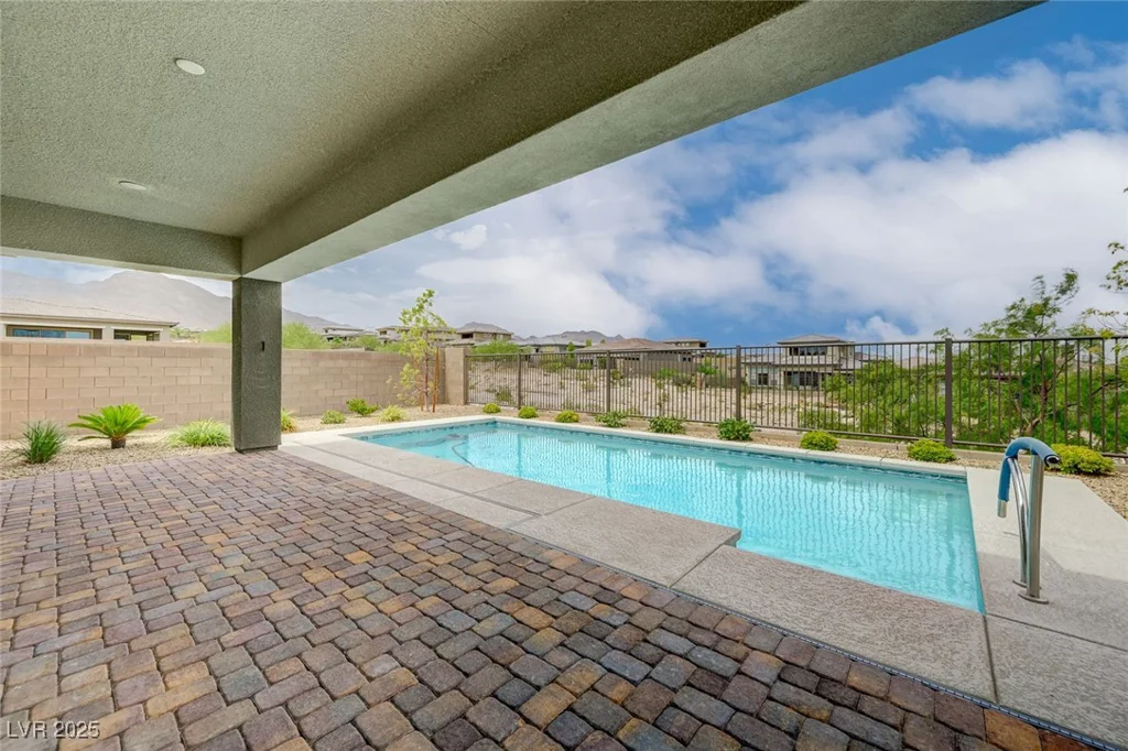 12436 Primrose Grove, Las Vegas, NV 89138