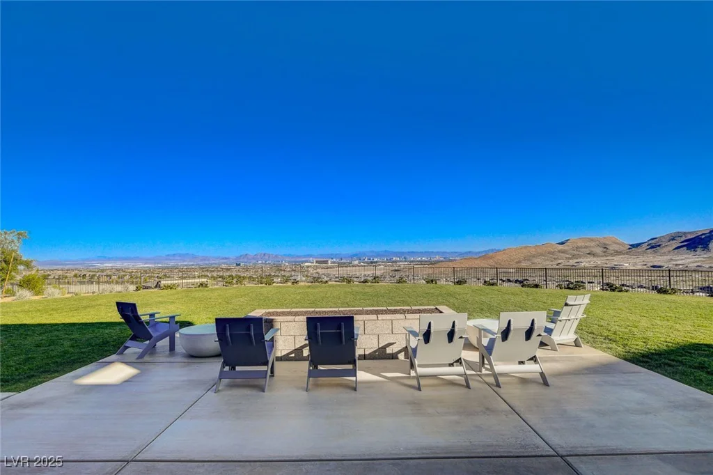 12436 Primrose Grove, Las Vegas, NV 89138