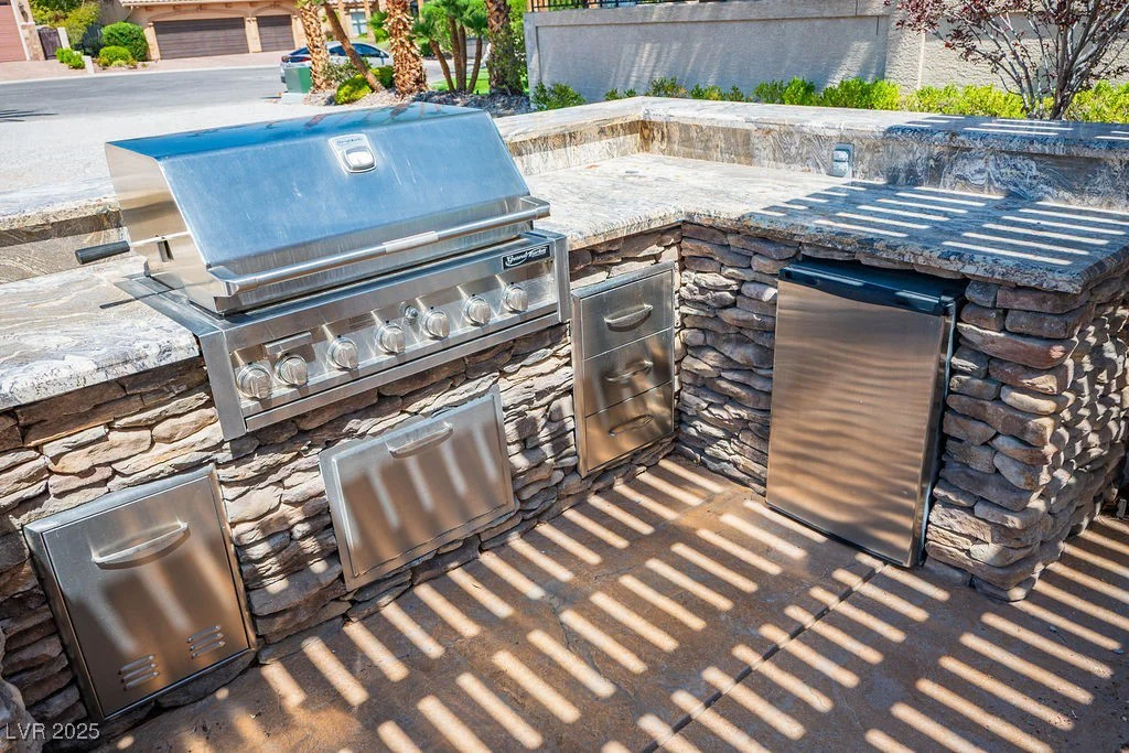1454 Danyelle, Las Vegas, NV 89117