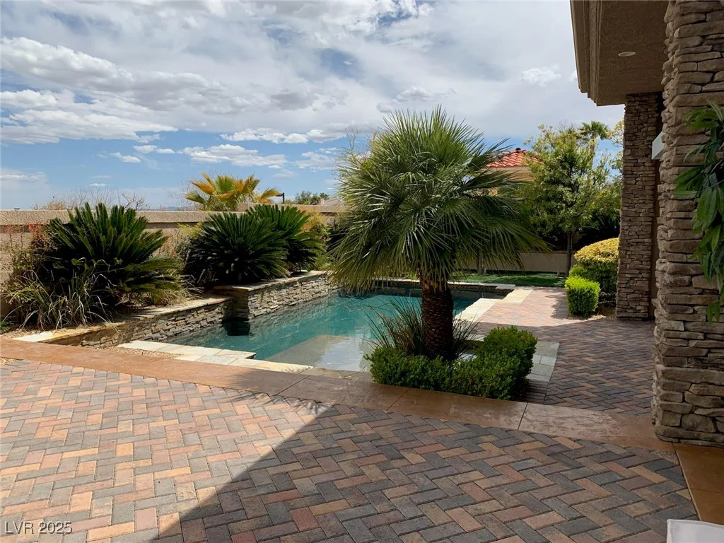 1454 Danyelle, Las Vegas, NV 89117