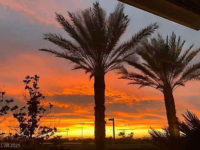 1454 Danyelle, Las Vegas, NV 89117