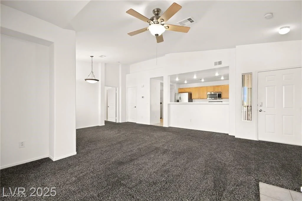 913 Duckhorn, Las Vegas, NV 89144