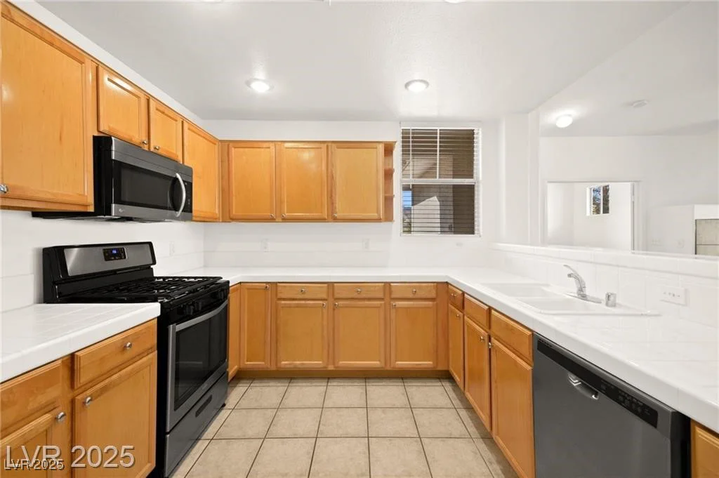 913 Duckhorn, Las Vegas, NV 89144