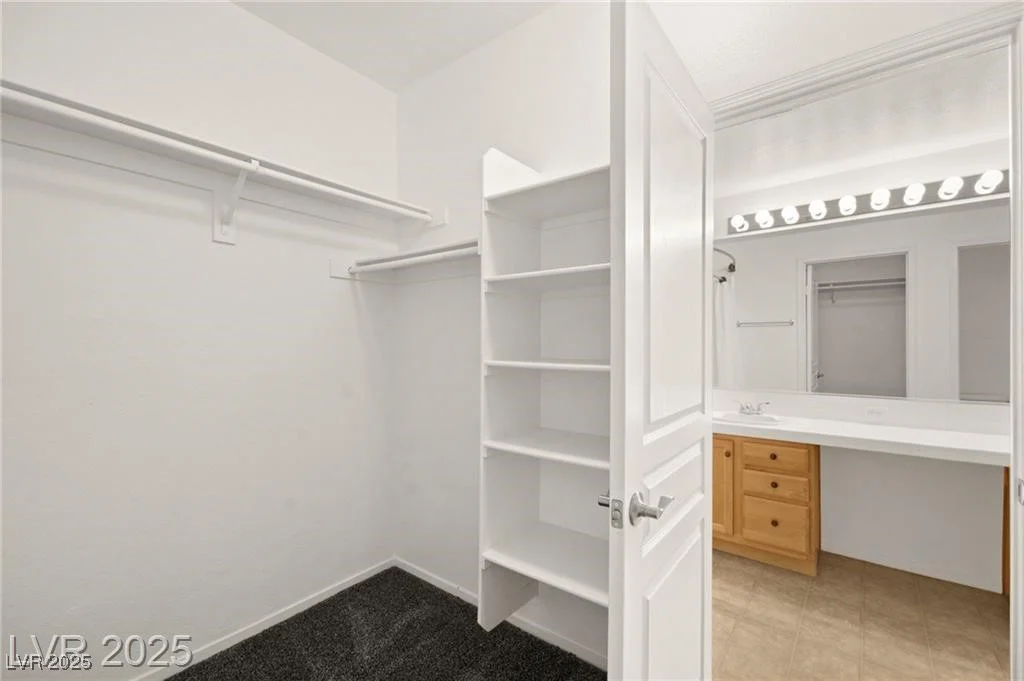 913 Duckhorn, Las Vegas, NV 89144