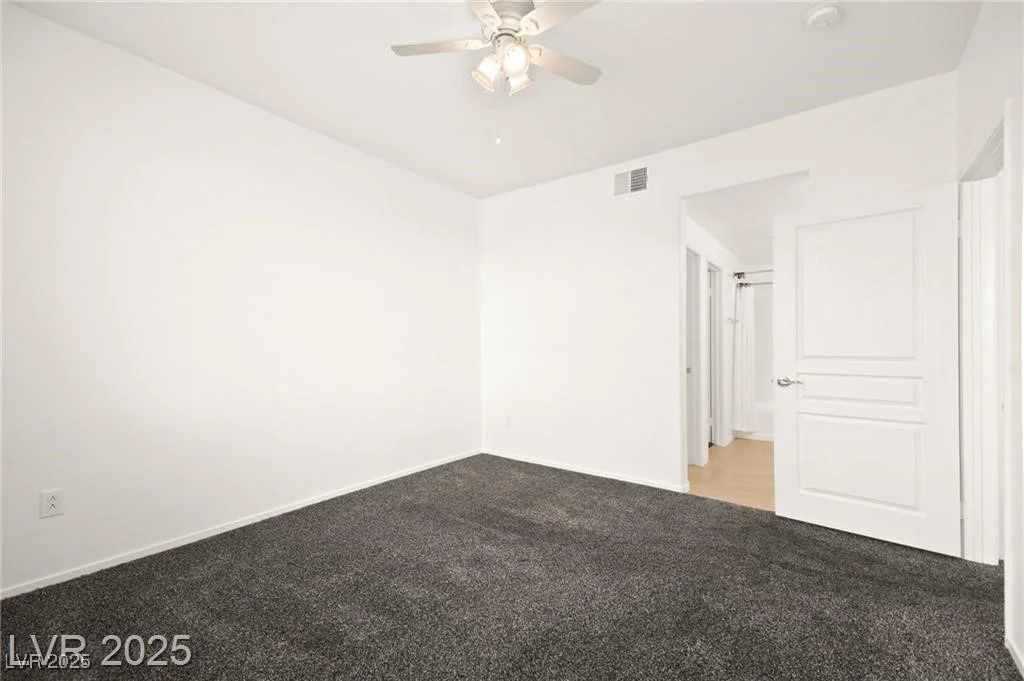913 Duckhorn, Las Vegas, NV 89144