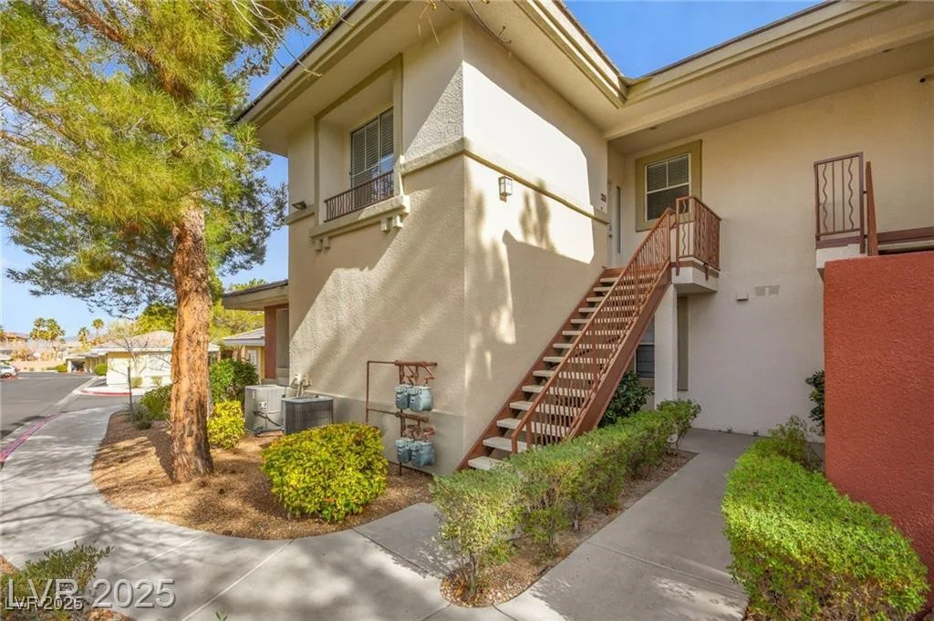 913 Duckhorn, Las Vegas, NV 89144