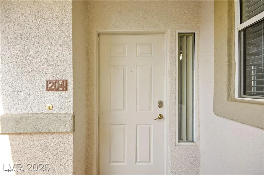 913 Duckhorn, Las Vegas, NV 89144