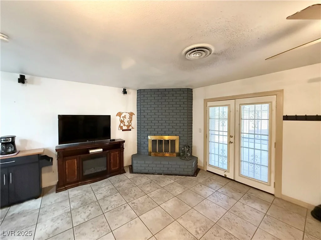 3528 Indios, Las Vegas, NV 89121