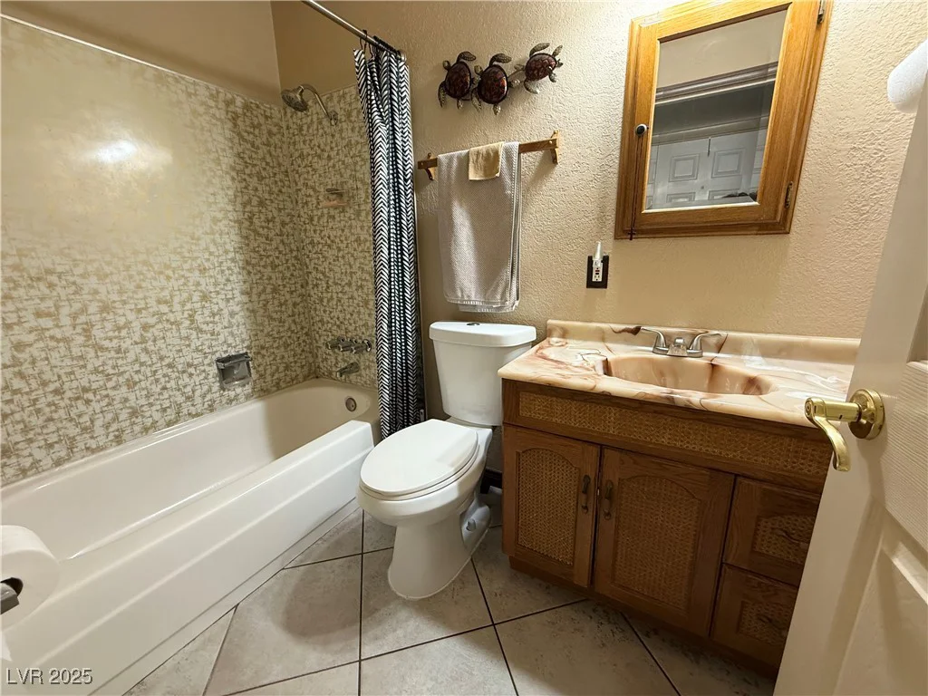 3528 Indios, Las Vegas, NV 89121