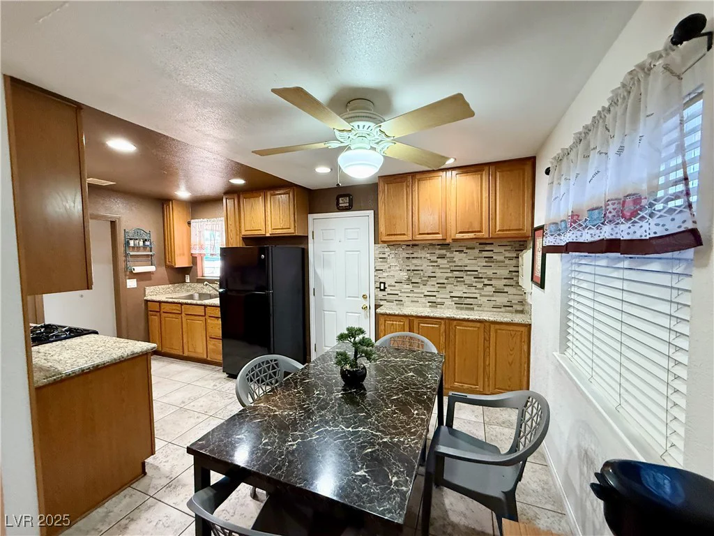 3528 Indios, Las Vegas, NV 89121