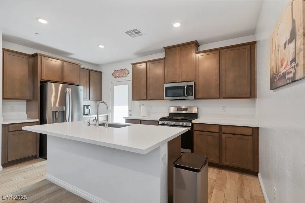 3709 Neblina, Henderson, NV 89052