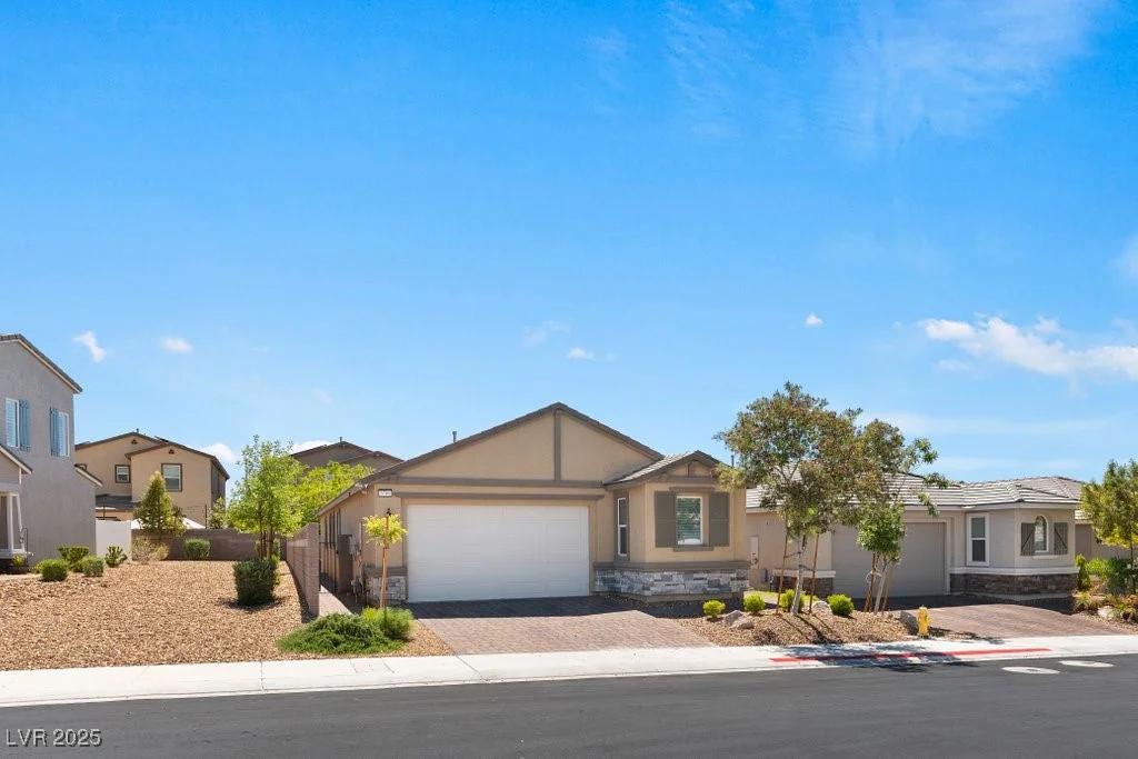 3709 Neblina, Henderson, NV 89052