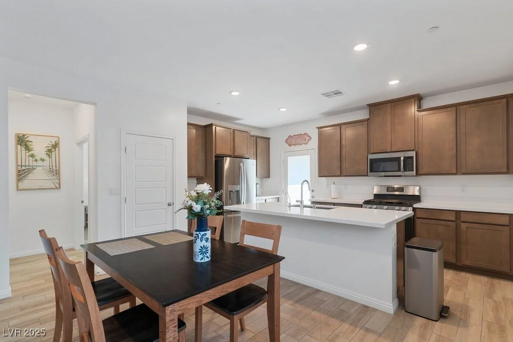3709 Neblina, Henderson, NV 89052