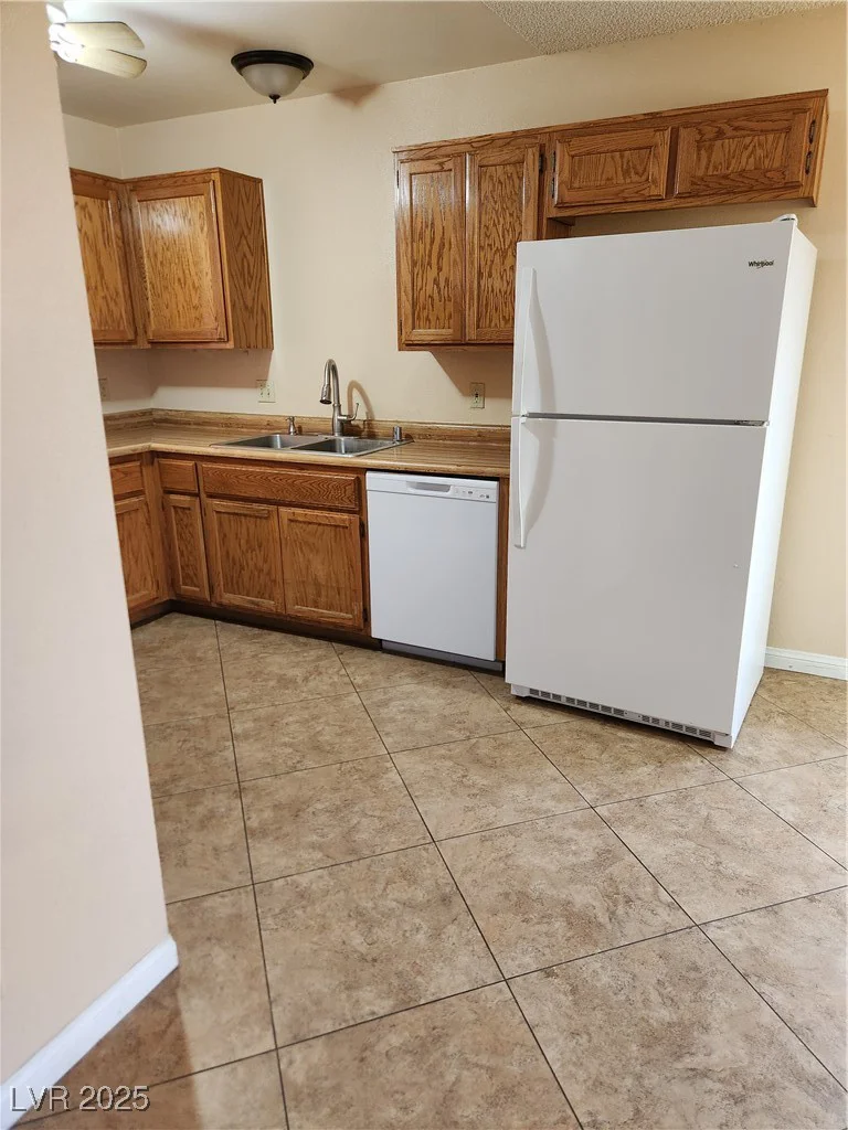 308 Caracas, Las Vegas, NV 89145