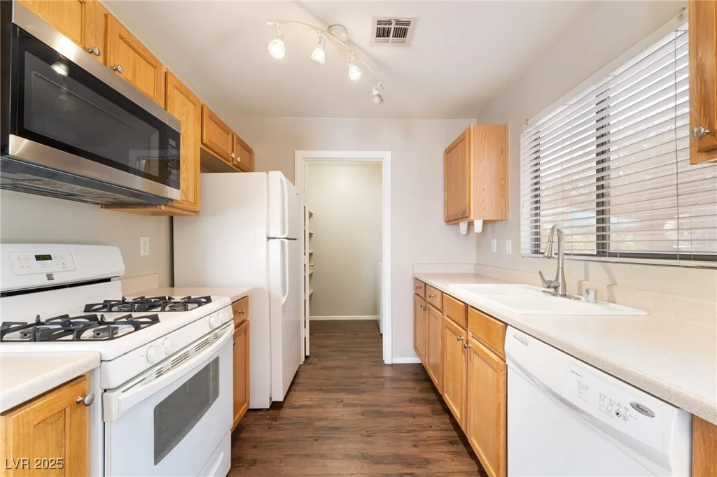 9633 Deer Park, Las Vegas, NV 89148