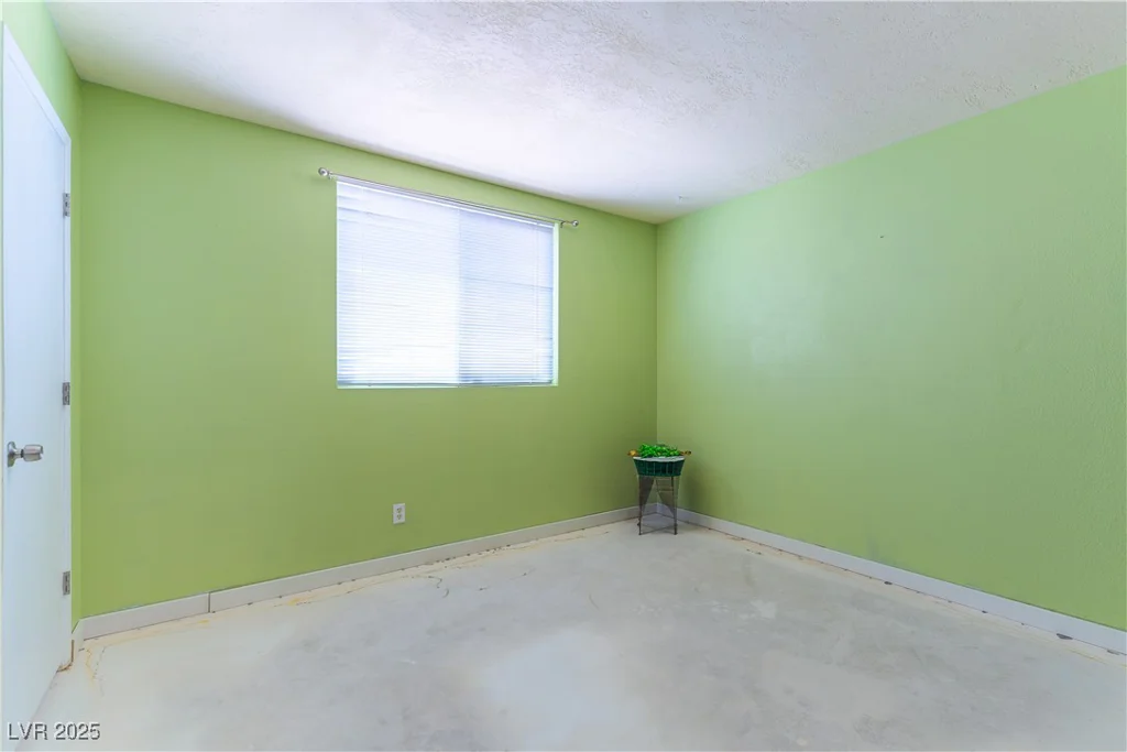3650 Russian Olive, North Las Vegas, NV 89032