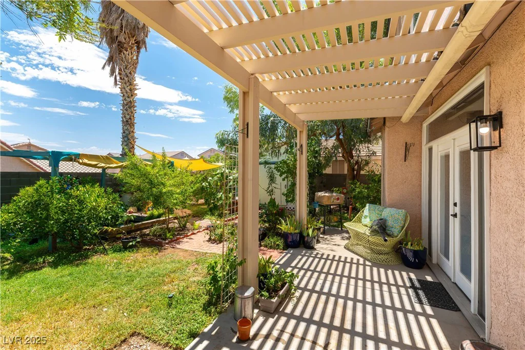 3650 Russian Olive, North Las Vegas, NV 89032