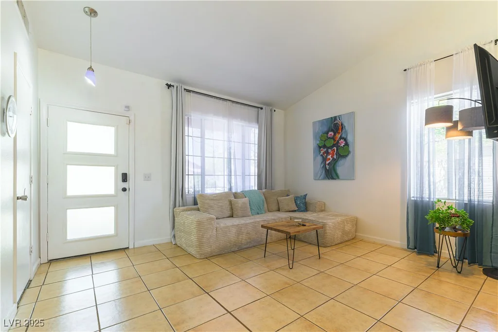 3650 Russian Olive, North Las Vegas, NV 89032
