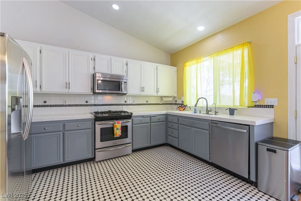 3650 Russian Olive, North Las Vegas, NV 89032
