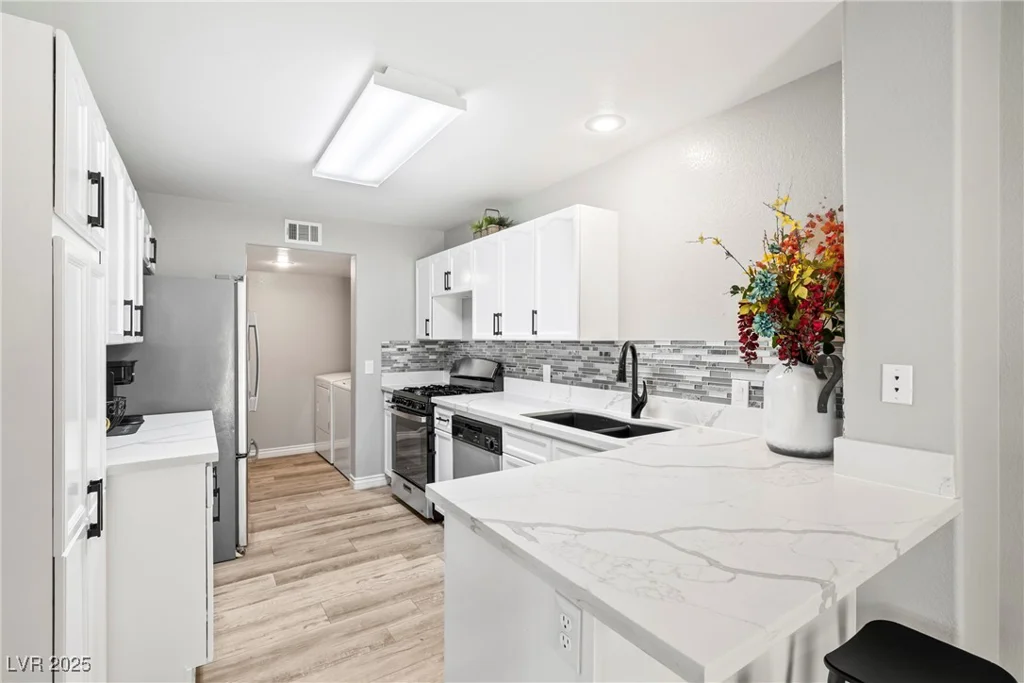 9623 Silver City, Las Vegas, NV 89123