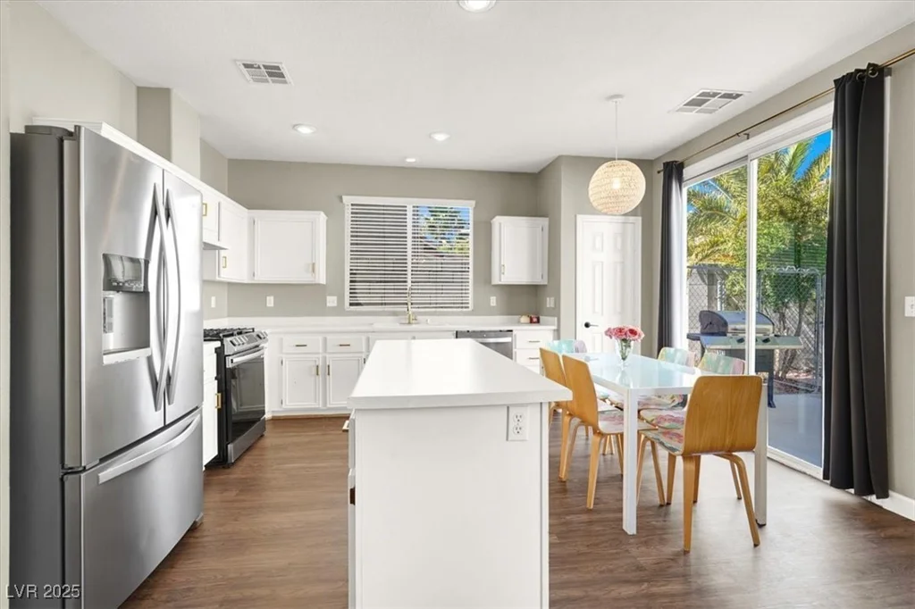 1354 Villa Park, Las Vegas, NV 89110