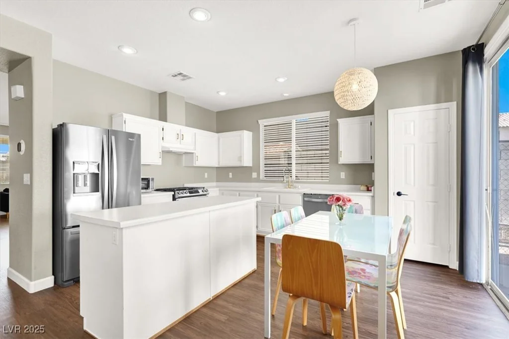 1354 Villa Park, Las Vegas, NV 89110