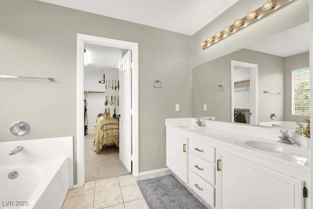 1354 Villa Park, Las Vegas, NV 89110
