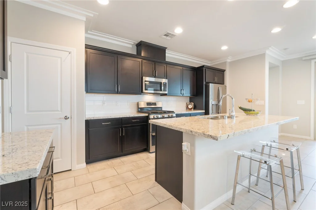 12478 Dolan Point, Las Vegas, NV 89138