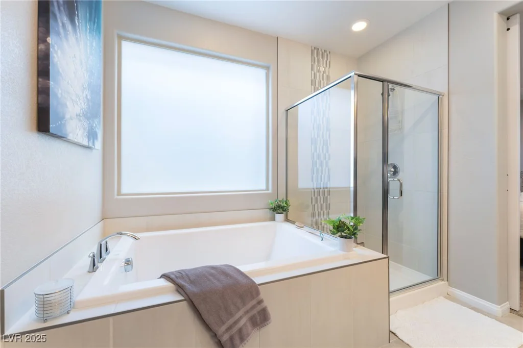 12478 Dolan Point, Las Vegas, NV 89138