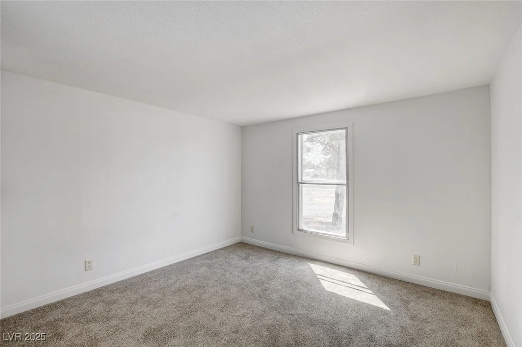1450 Donner, Pahrump, NV 89048