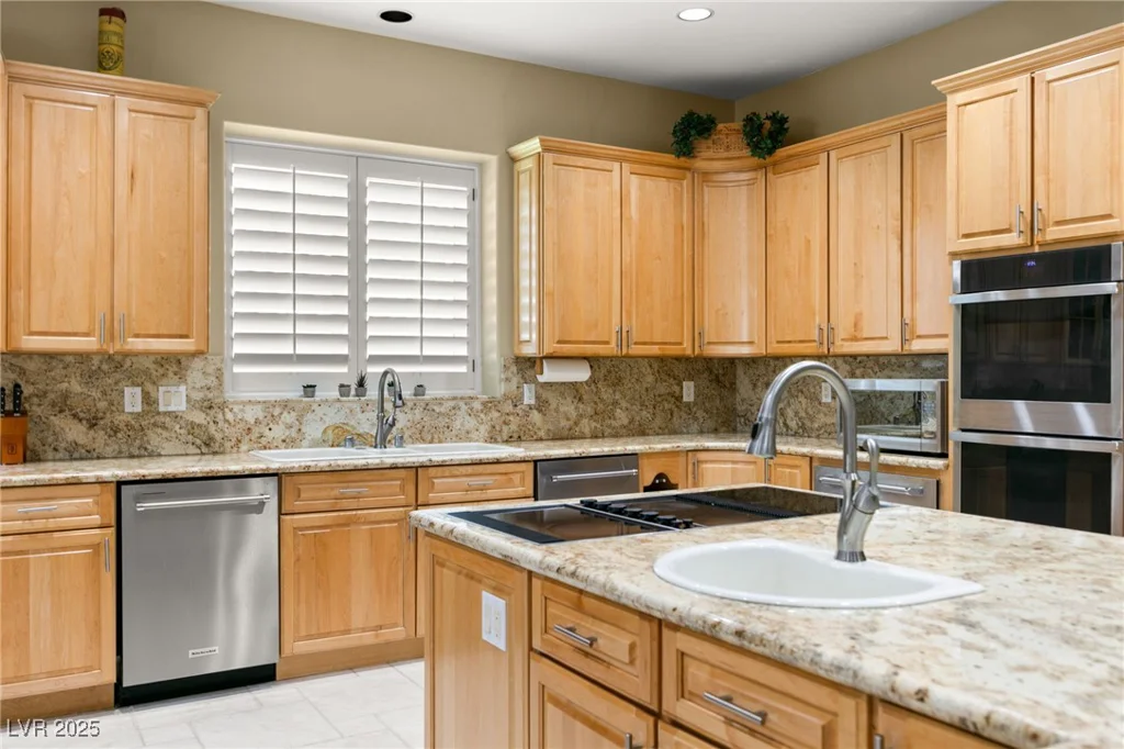 7520 Captains Harbor, Las Vegas, NV 89117