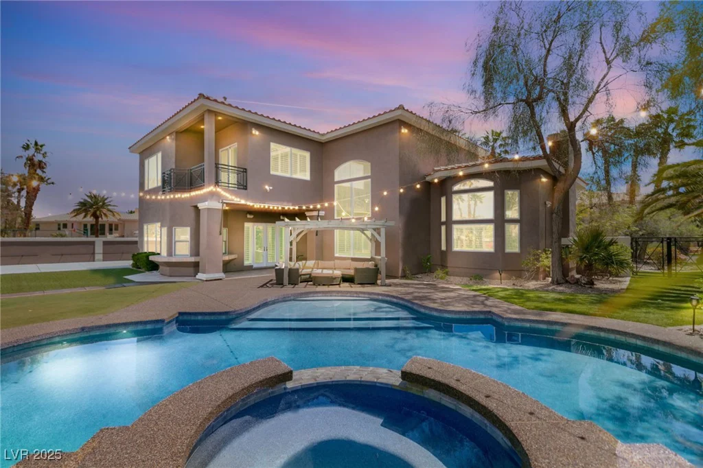 7520 Captains Harbor, Las Vegas, NV 89117