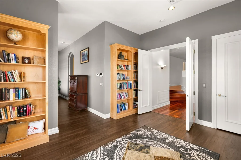 7520 Captains Harbor, Las Vegas, NV 89117