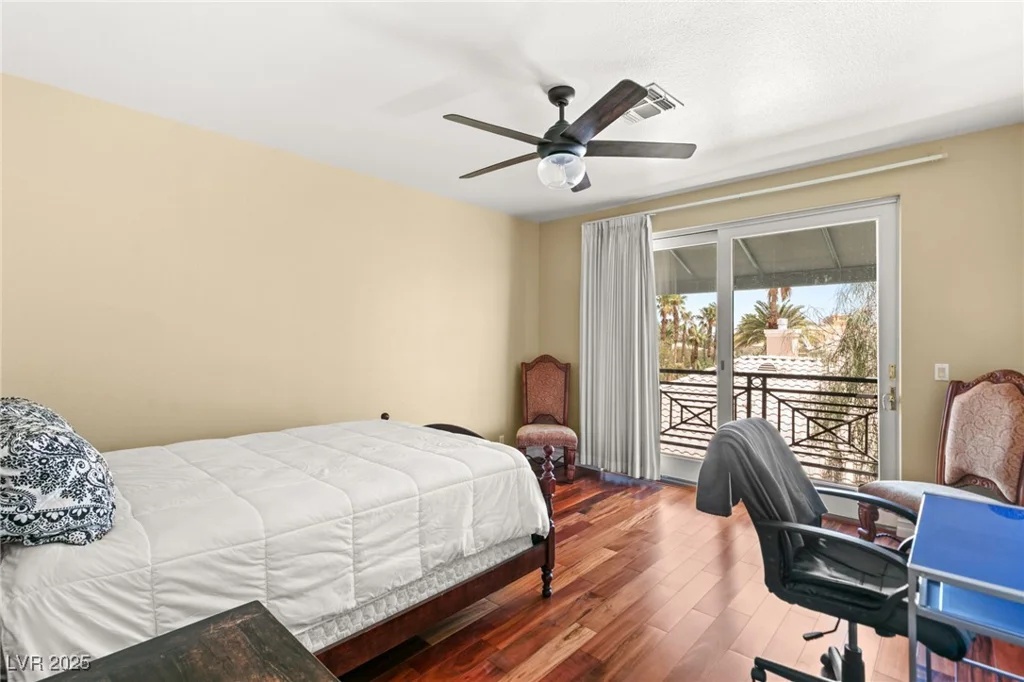 7520 Captains Harbor, Las Vegas, NV 89117