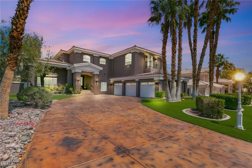 7520 Captains Harbor, Las Vegas, NV 89117