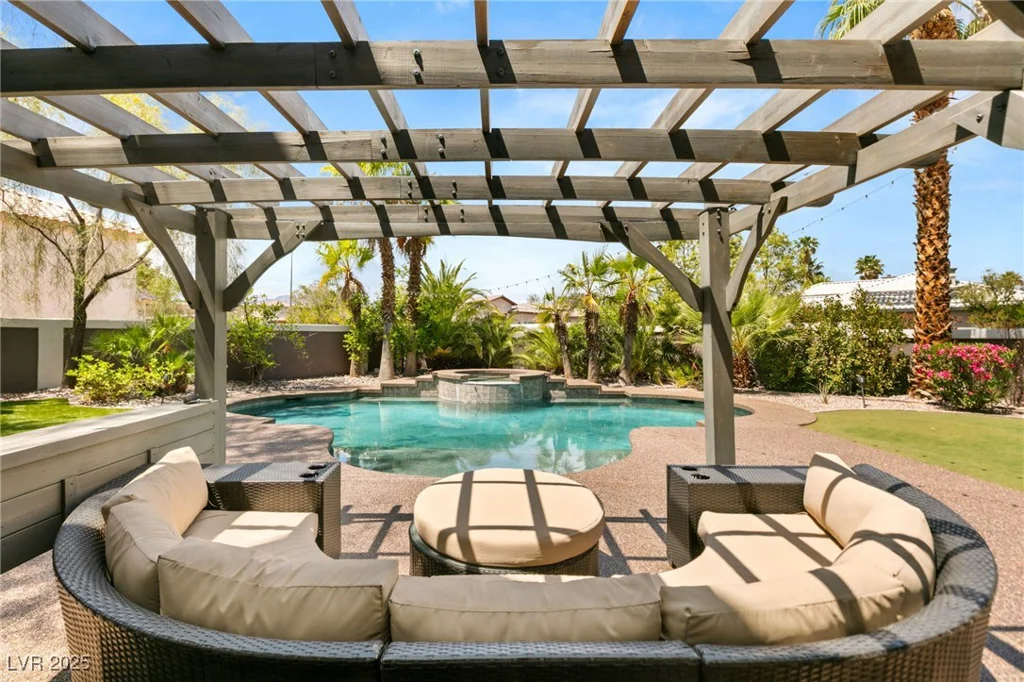 7520 Captains Harbor, Las Vegas, NV 89117