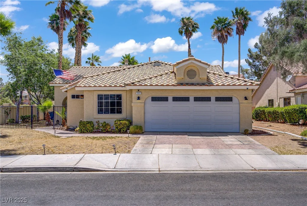 7401 Red Swallow, Las Vegas, NV 89131