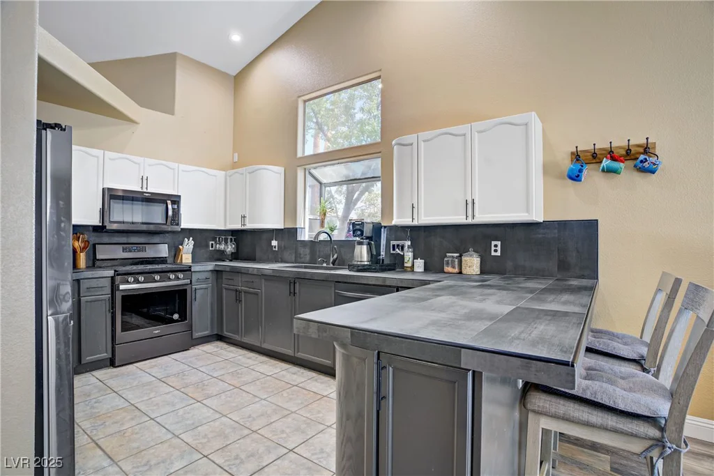 7401 Red Swallow, Las Vegas, NV 89131